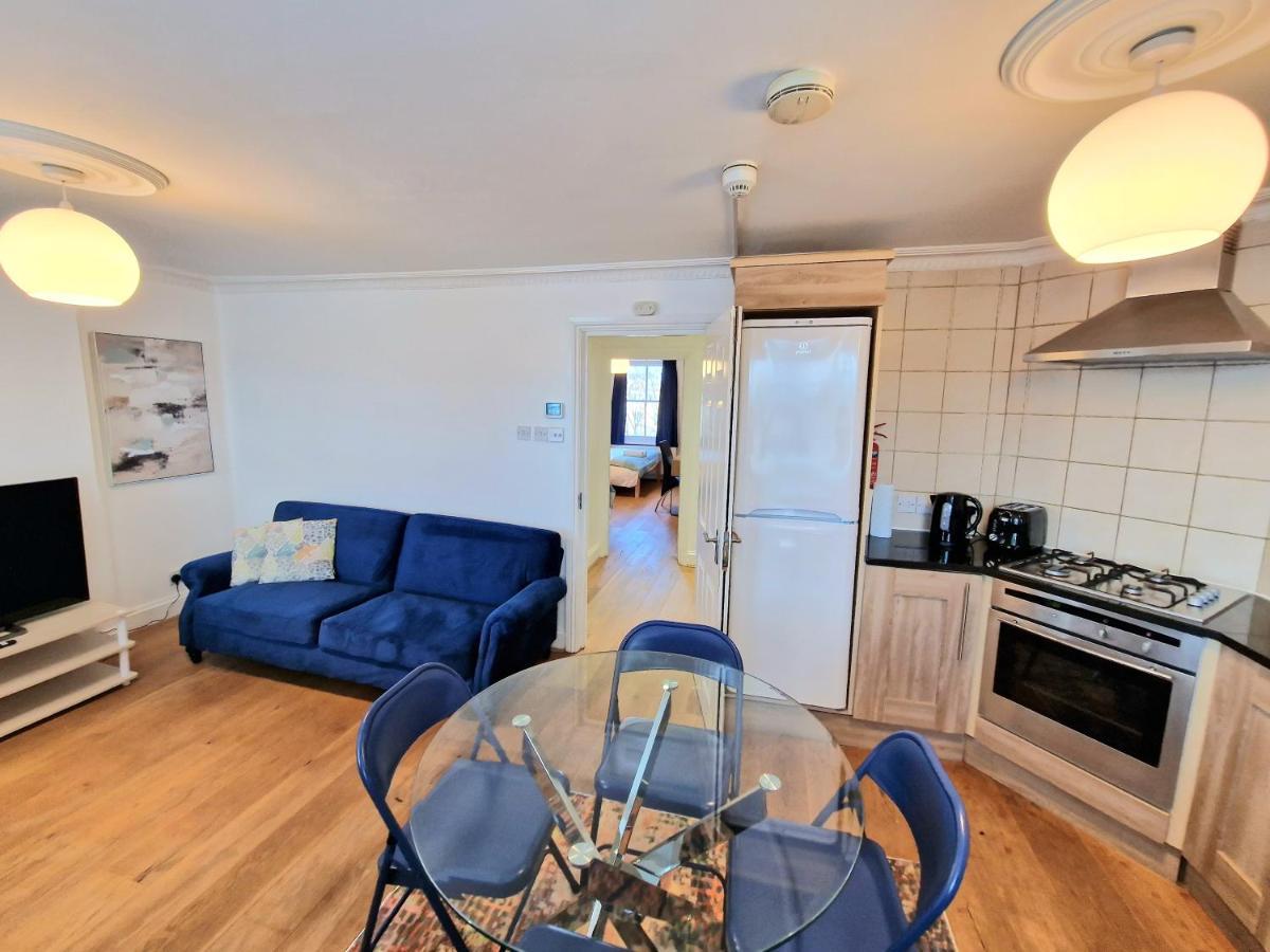Cosy Home In Kensington - Great Location! 3 Minutes Walk To Earl'S Court Station London Exteriör bild